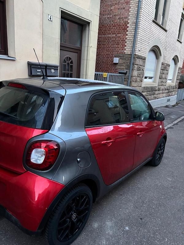 Gebraucht Smart ForFour 90 PS (66 kW) 2019 Rot Kleinwagen