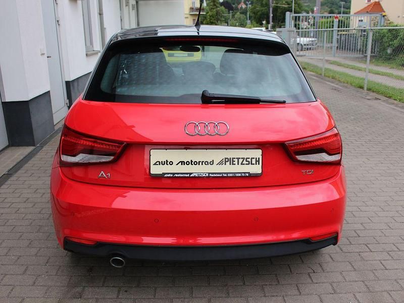 Gebraucht Audi A1 Sportback Design 90 PS (66 kW) 2017 Rot Kleinwagen