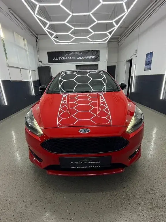 Usata Ford Focus ST-Line 125 CV (91 kW) 2017 Rosso Berlina