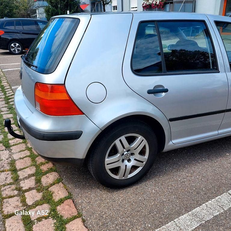 Gebraucht VW Golf Basis 75 PS (55 kW) 2002 Silber Limousine