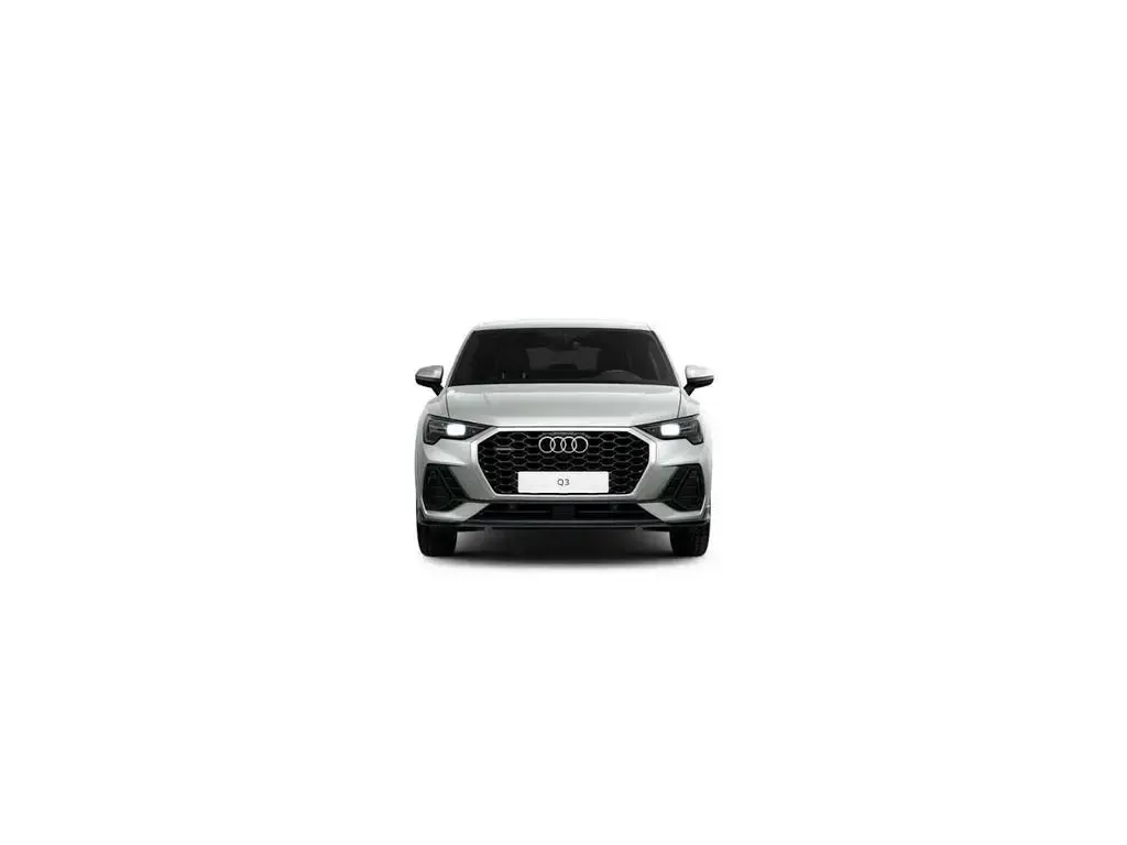 Usata Audi Q3 Sportback Basis 150 CV (110 kW) 2024 Argento SUV