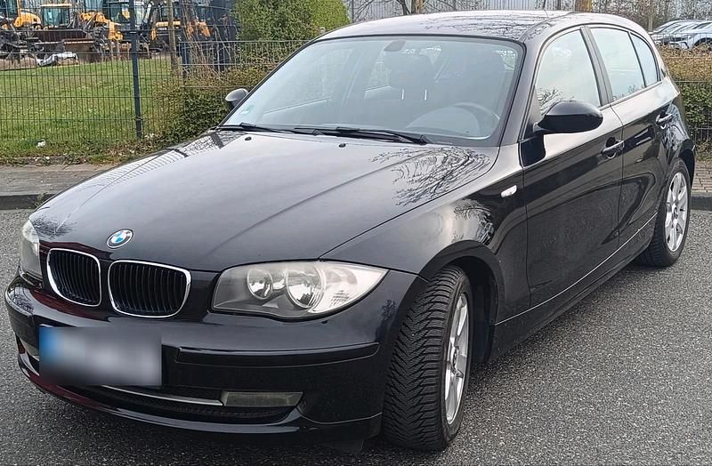 Gebraucht BMW 118 143 PS (105 kW) 2007 Schwarz Kleinwagen