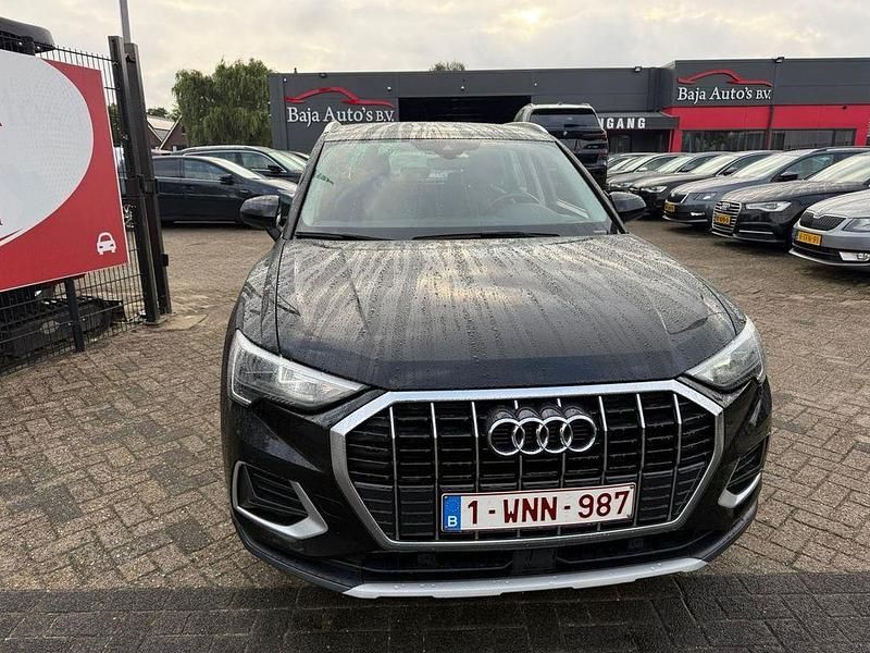 Second-hand Audi Q3 Advanced 150 CP (110 kW) 2019 Negru SUV