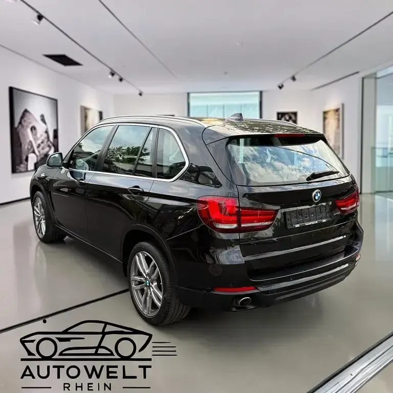 Second-hand BMW X5 Sport Line 258 CP (189 kW) 2016 Negru SUV