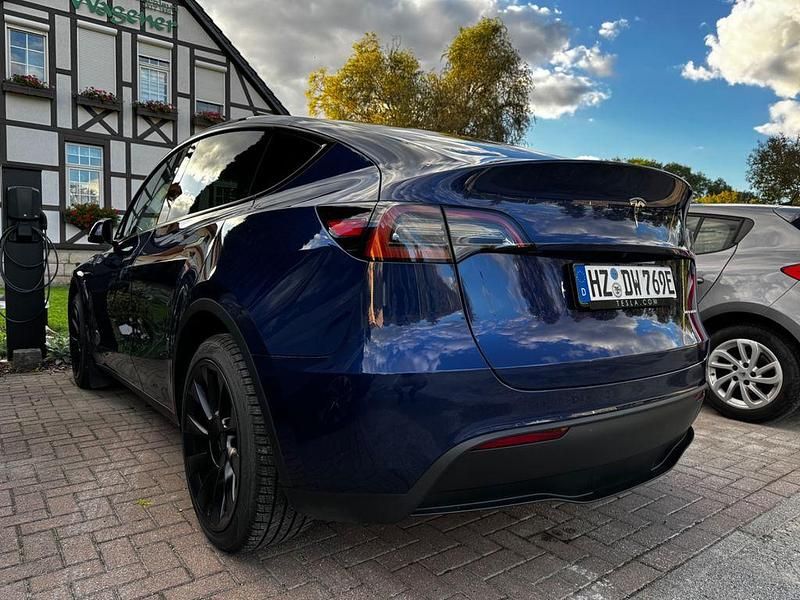 Gebraucht Tesla Model Y Long Range AWD 274 kW (373 PS) 2023 Blau SUV