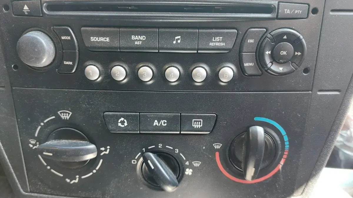 Gebraucht Citroën C4 Style 88 PS (64 kW) 2008 Silber Limousine