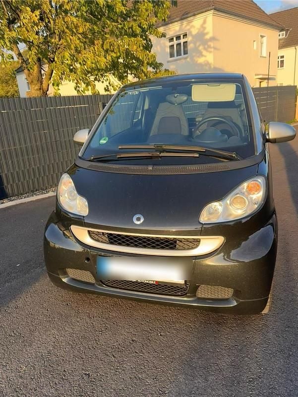 Schwarz Gebraucht 2011 Smart ForTwo Coupé Kleinwagen | 2.500 € (Guter Preis) - Bild 1/4