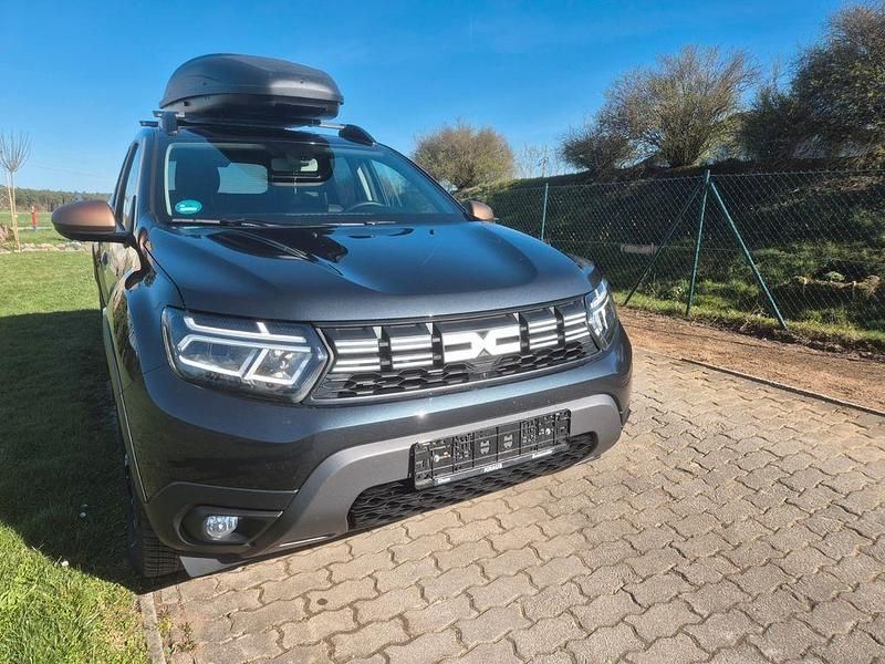 Second-hand Dacia Duster Extreme 114 CP (83 kW) 2024 Gri SUV