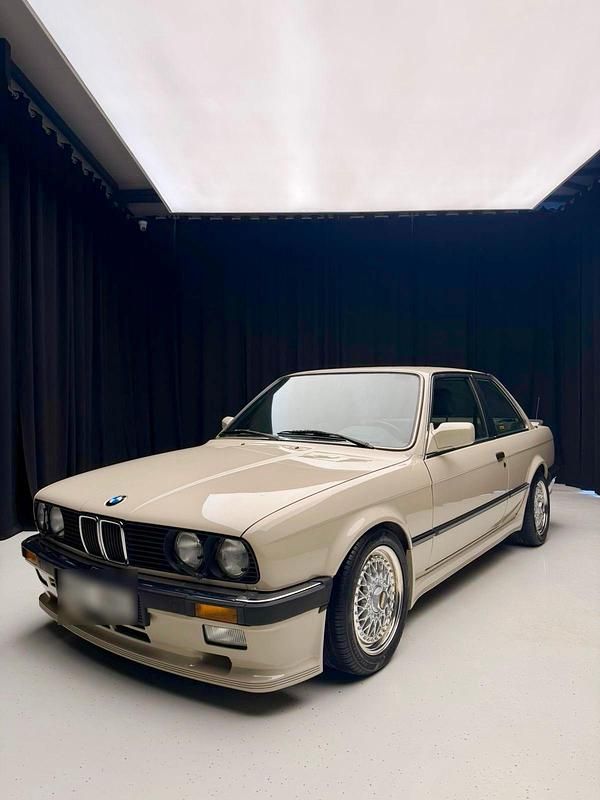 Gebraucht BMW 323 150 PS (110 kW) 1988 Braun Coupé