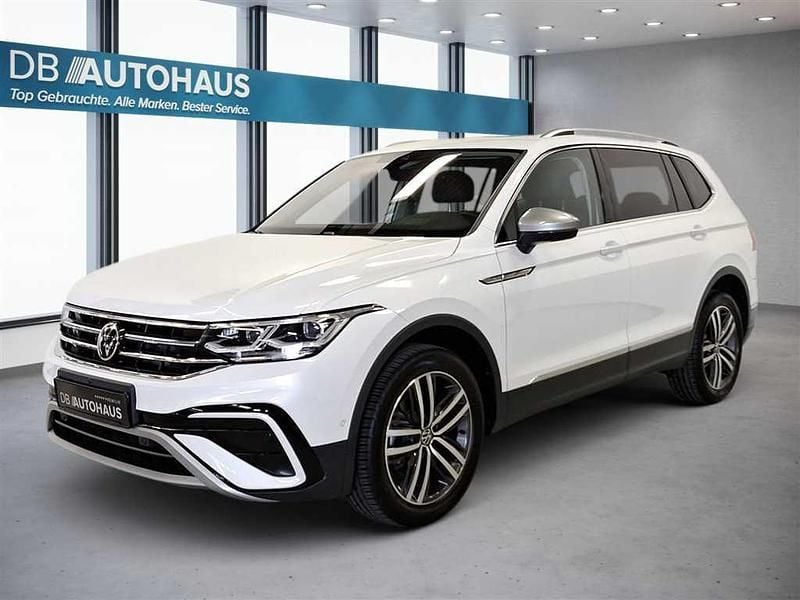 Weiß Gebraucht 2023 VW Tiguan Allspace Elegance SUV | 37.940 € (Fairer Preis) - Bild 1/4