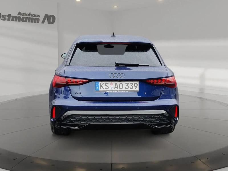 Gebraucht Audi A3 S-Line 150 PS (110 kW) 2026 Navarrablau metallic Limousine