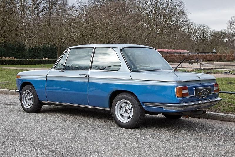 Gebraucht BMW 2002 131 PS (96 kW) 1972 Blau Limousine