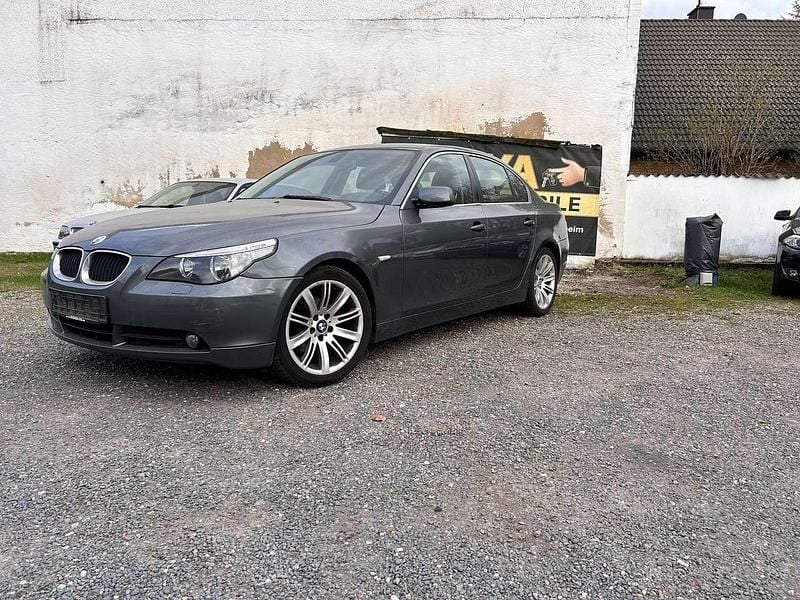Gebraucht BMW 525 192 PS (141 kW) 2005 Grau Limousine