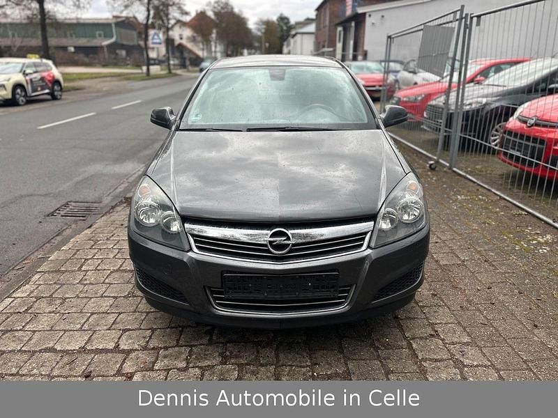 Gebraucht Opel Astra Edition 116 PS (85 kW) 2009 Rot Kombi