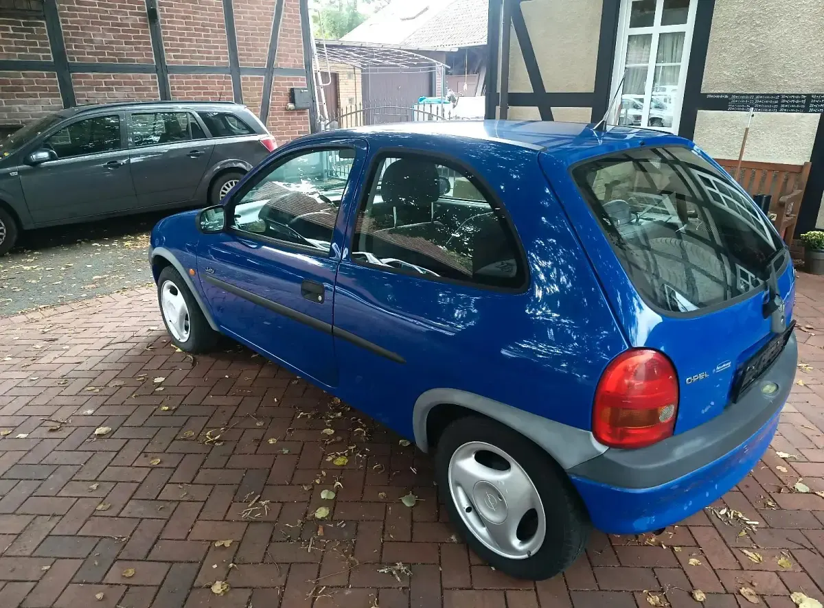 Gebraucht Opel Corsa 60 PS (44 kW) 1997 Blau Kleinwagen