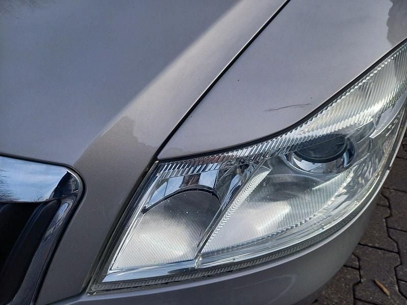 Gebraucht Skoda Octavia 105 PS (77 kW) 2009 Beige Kombi
