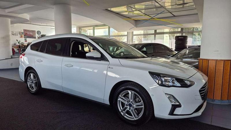 Gebraucht Ford Focus 120 PS (88 kW) 2020 Weiß Kombi