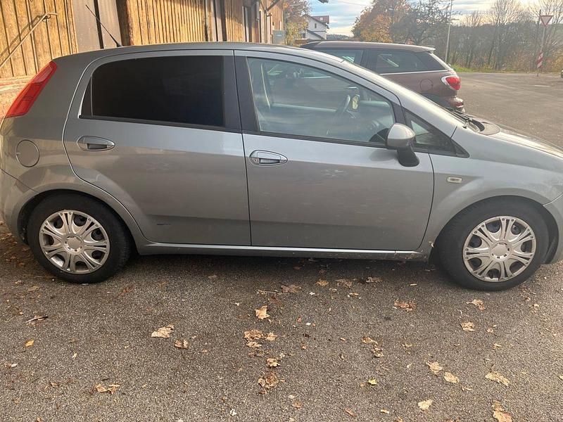 Gebraucht Fiat Punto 77 PS (56 kW) 2008 Grau Kleinwagen
