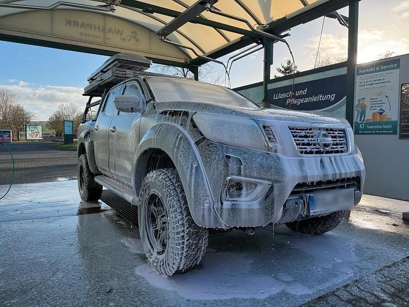 Gebraucht Nissan Navara 163 PS (119 kW) 2018 Schwarz Abholung