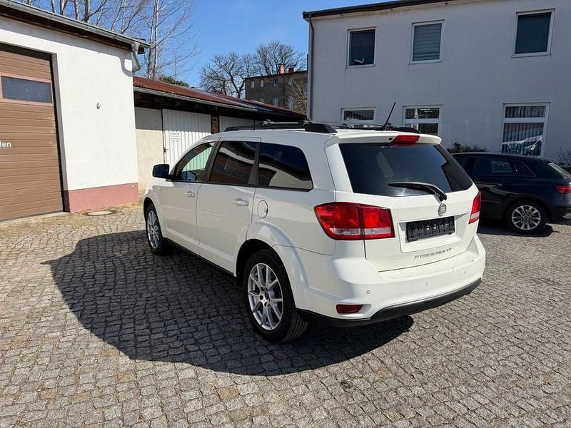 Gebraucht Fiat Freemont Urban 170 PS (125 kW) 2012 SUV