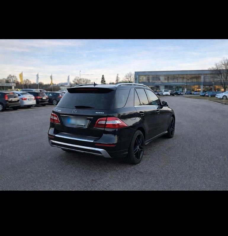 Gebraucht Mercedes ML350 AMG line 258 PS (189 kW) 2012 SUV