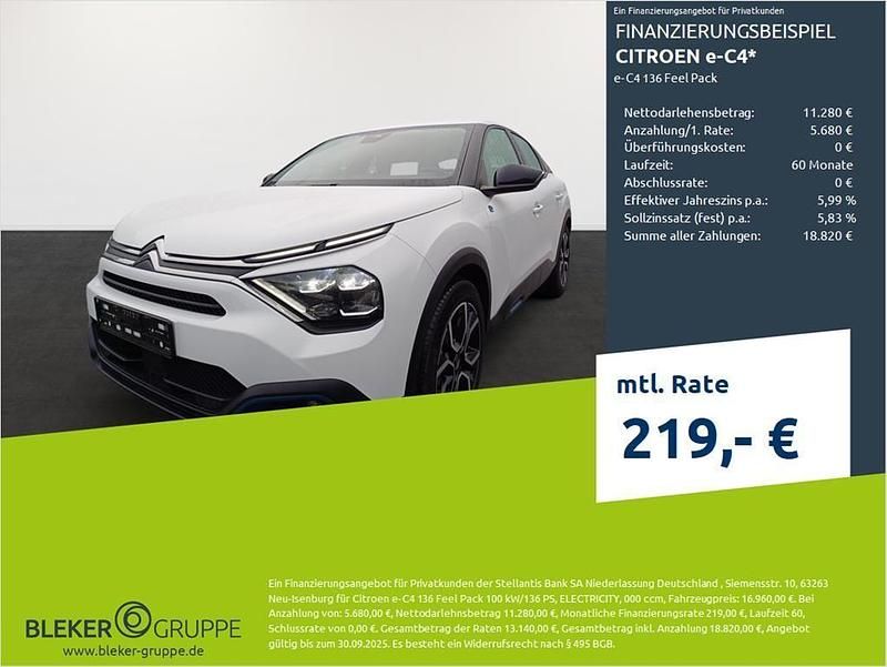 Weiß Gebraucht 2022 Citroën e-C4 Feel Limousine | 15.480 € (Superpreis) - Bild 1/3