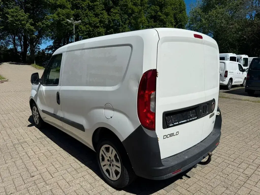 Occasion Fiat Doblò 90 ch (66 kW) 2016 Blanc Monospace