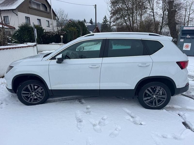Weiß Gebraucht 2016 Seat Ateca 4Drive SUV | 19.400 € (Fairer Preis) - Bild 1/4