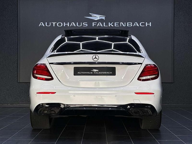 Gebraucht Mercedes E63 AMG AMG 194 PS (142 kW) 2019 Weiß Limousine