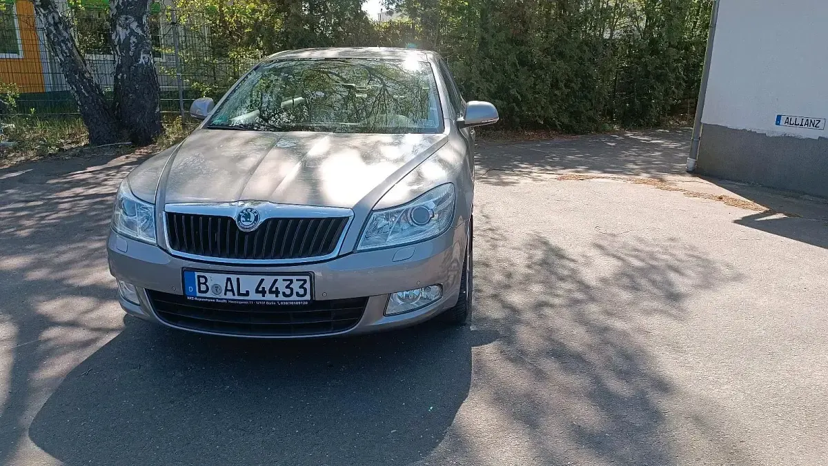 Gebraucht Skoda Octavia 2009 Silber Kombi