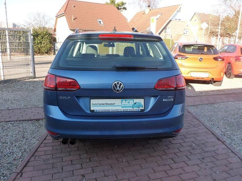 Gebraucht VW Golf VII 125 PS (91 kW) 2015 Blau Kombi