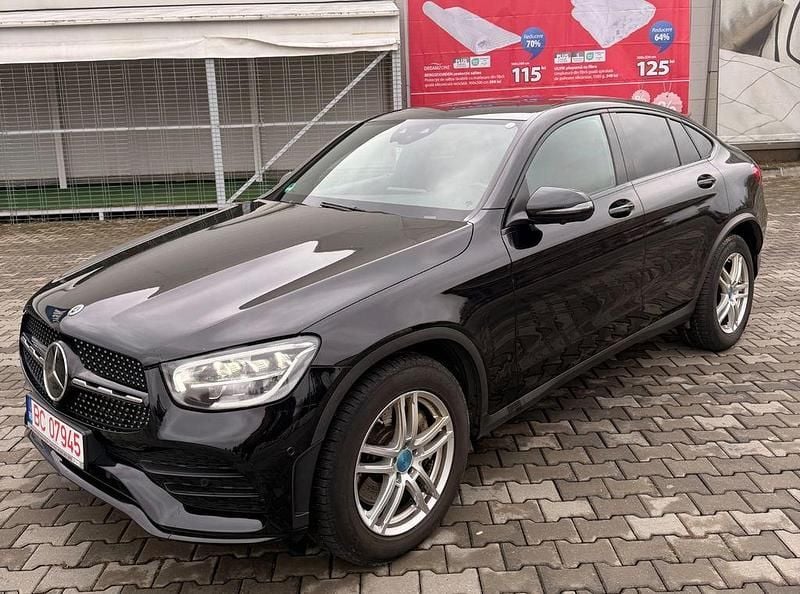 Schwarz Gebraucht 2021 Mercedes GLC200 SUV | 34.900 € - Bild 1/4