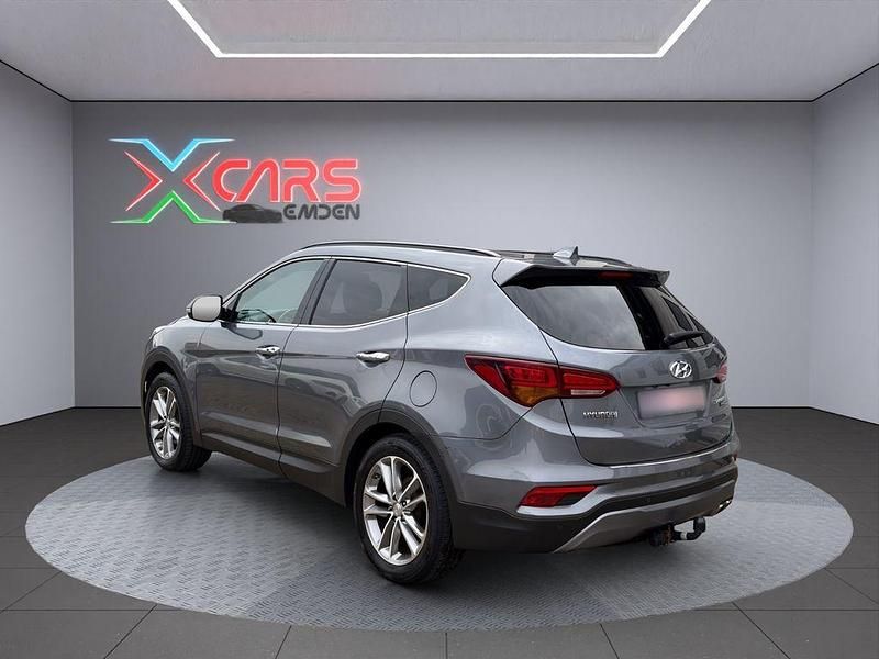 Gebraucht Hyundai Santa Fe Premium 200 PS (147 kW) 2016 Grau SUV