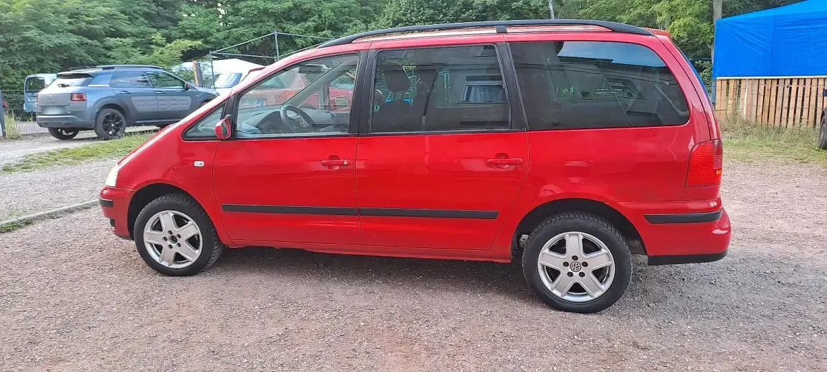 Gebraucht VW Sharan 130 PS (95 kW) 2004 Rot Van / Kleinbus