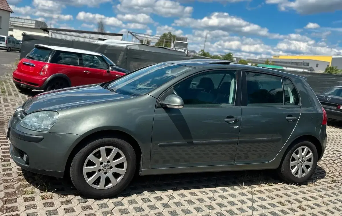 Gebraucht VW Golf IV 90 PS (66 kW) 2004 Grau Limousine