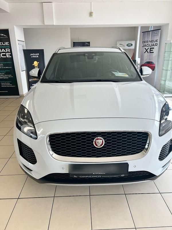 Weiß Gebraucht 2018 Jaguar E-Pace SUV | 23.300 € (Fairer Preis) - Bild 1/4