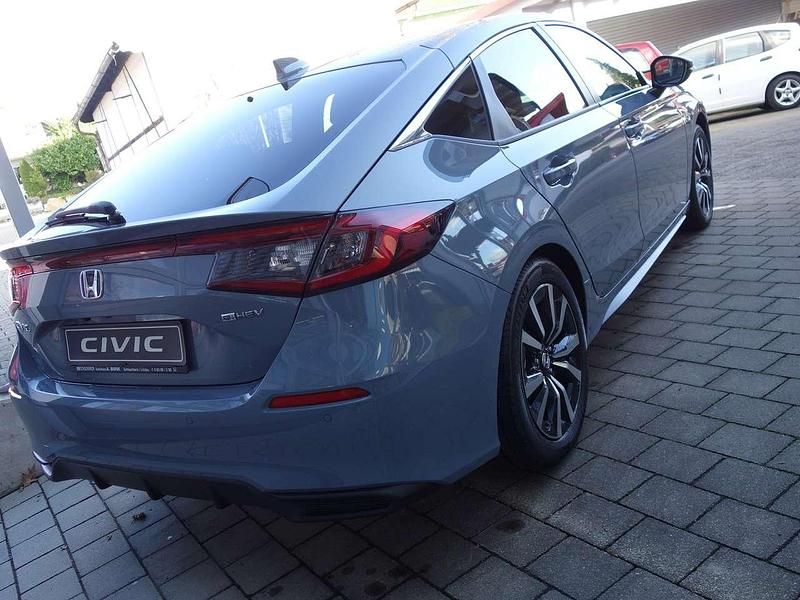 Neu Honda Civic Elegance 143 PS (105 kW) 2025 Sonic gray p. Limousine