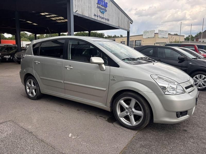 Gebraucht 2007 Toyota Corolla Verso Van / Kleinbus | 2.550 € (Guter Preis) - Bild 1/4