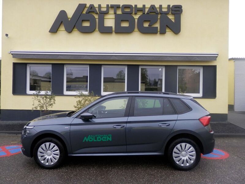 Grau Gebraucht 2021 Skoda Kamiq Clever SUV | 22.450 € (Fairer Preis) - Bild 1/4