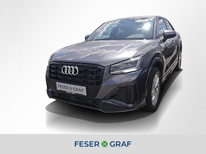 Daytonagrau perleffekt Gebraucht 2024 Audi Q2 Ambiente SUV | 33.940 € (Fairer Preis) - Bild 1/4