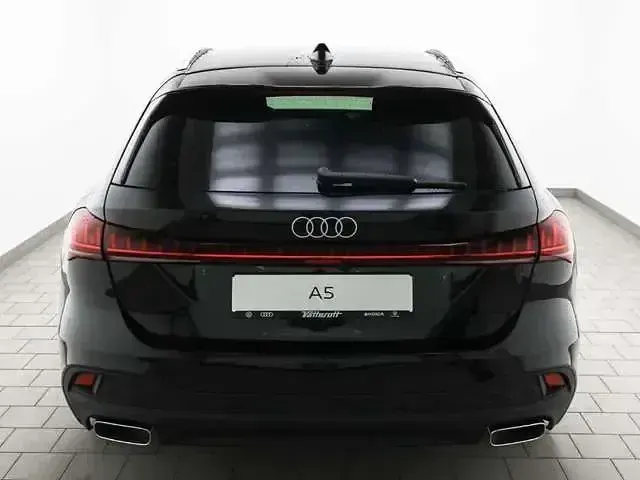 Gebraucht Audi A5 Sport 204 PS (150 kW) 2025 Schwarz Kombi