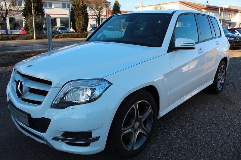 Weiß Gebraucht 2013 Mercedes GLK350 Sport SUV | 15.595 € (Guter Preis) - Bild 1/4