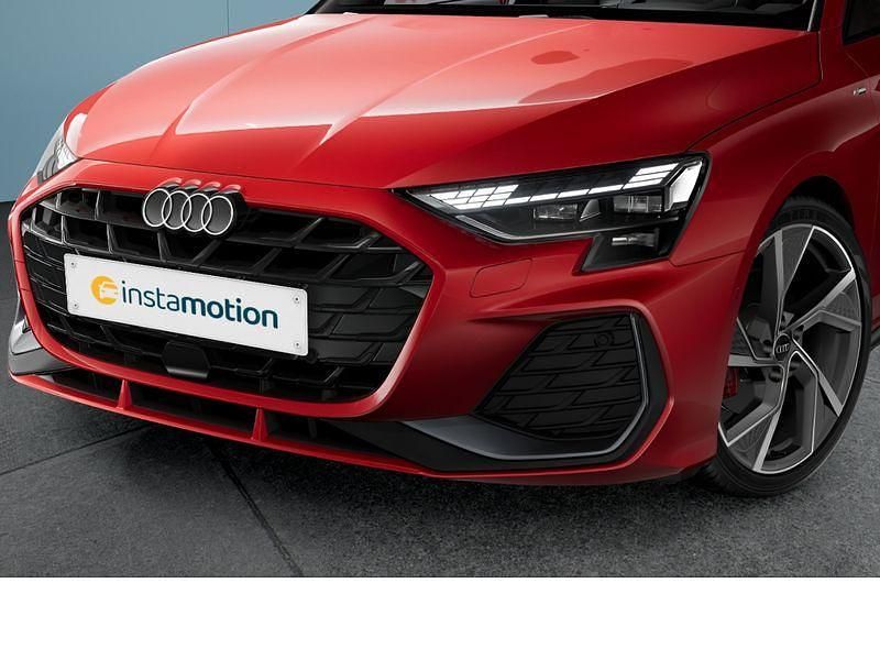 Gebraucht Audi A3 Sportback 150 PS (110 kW) 2025 Rot Kleinwagen