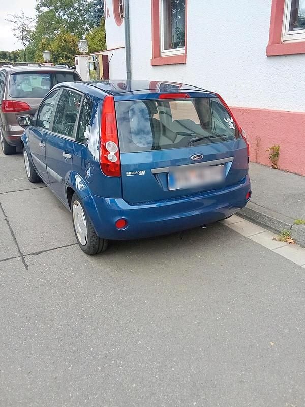 Blau Gebraucht 2007 Ford Fiesta Kleinwagen | 450 € (Superpreis) - Bild 1/4