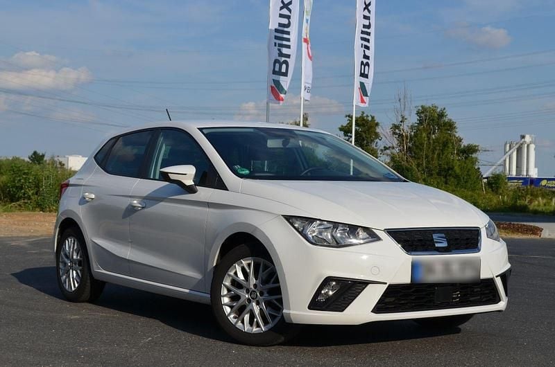 Weiß Gebraucht 2019 Seat Ibiza Style Kleinwagen | 9.500 € (Fairer Preis) - Bild 1/4