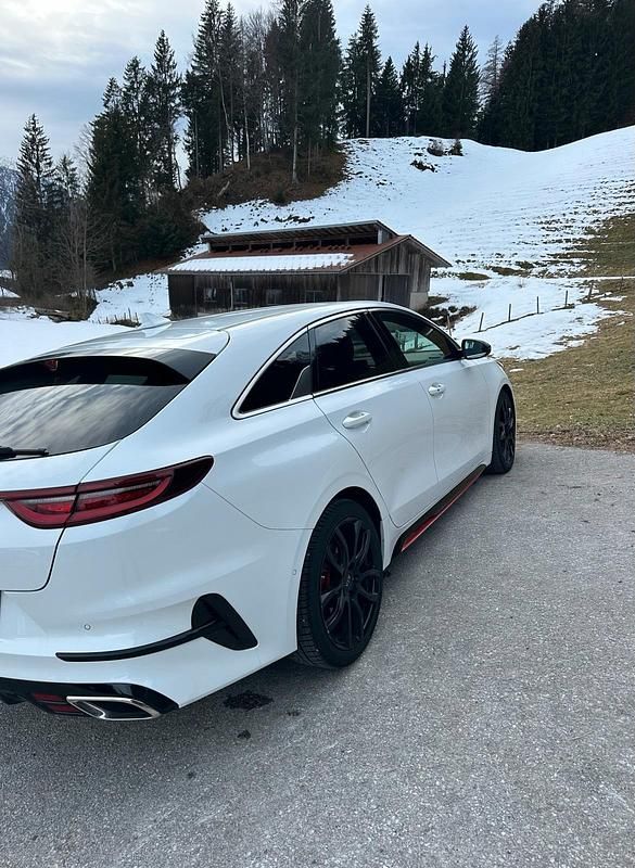 Gebraucht Kia ProCeed GT 204 PS (150 kW) 2020 Weiß Kombi