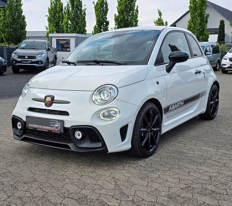 Colore esterno (gara weiß) Gebraucht 2020 Abarth 595 Competizione Kleinwagen | 22.499 € (Teuer) - Bild 1/4