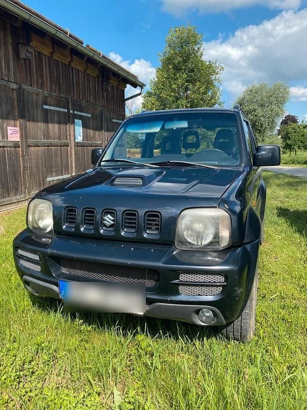 Schwarz Gebraucht 2007 Suzuki Jimny SUV | 4.900 € (Fairer Preis) - Bild 1/4