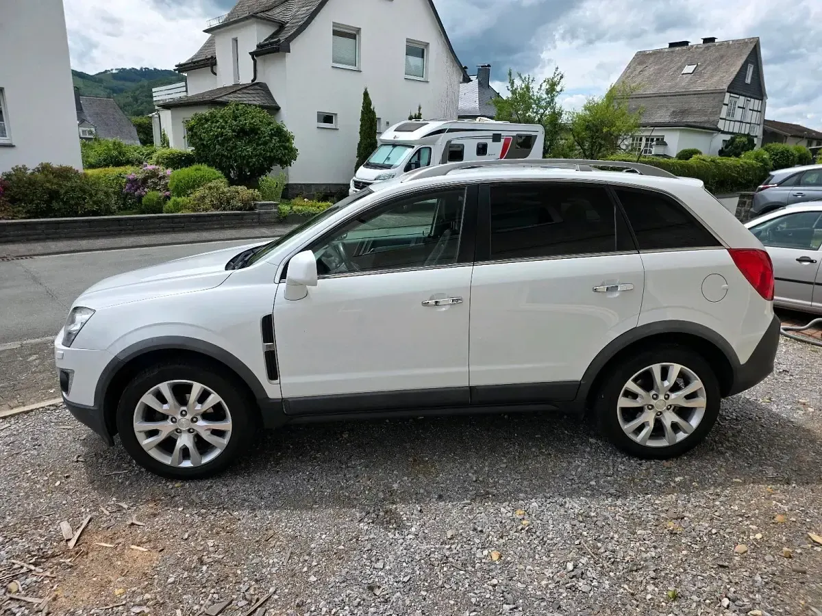 Gebraucht Opel Antara Cosmo 167 PS (122 kW) 2012 Weiß SUV