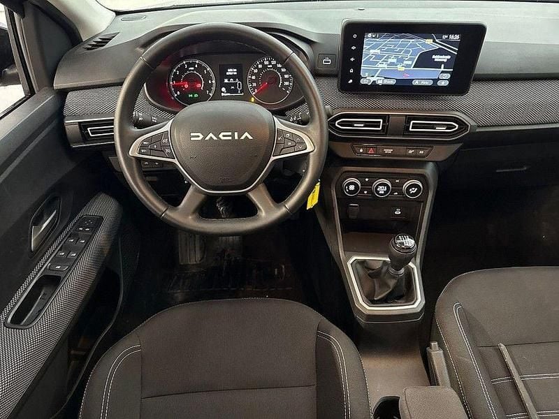 Gebraucht Dacia Jogger Expression 101 PS (74 kW) 2025 Grau Van / Kleinbus